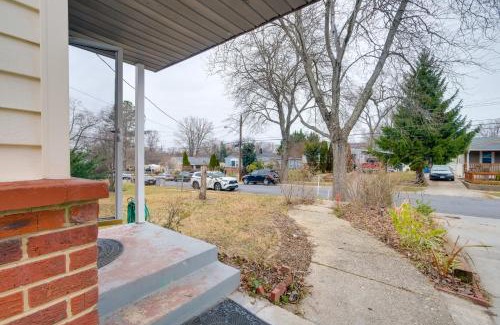 Wheaton-Glenmont Casa | 1 Mi to Metro DC Area Apt with Fenced Yard!