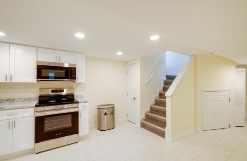Wheaton-Glenmont Casa | 1 Mi to Metro DC Area Apt with Fenced Yard!