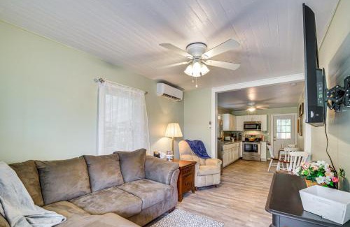Ocala Casa | 1 Mi to Ocala Dtwn Square Home with Yard!