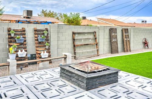 Scottsdale Estates Nine Casa | 1 Mi to Old Town Scottsdale Home with Putting Green