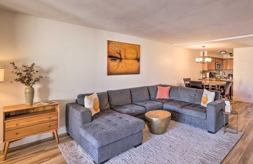 South Scottsdale Apartamento | 1 Mi to Old Town Scottsdale Resort Condo with Patio