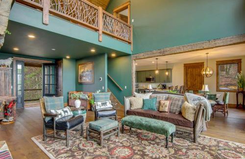Glenville Casa | 1 Mi to Panthertown Valley Mountain Lodge with Deck