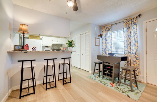 Reno/Tahoe Airport Casa | 1 Mi to Reno-Sparks: Home in Family-Friendly Area!