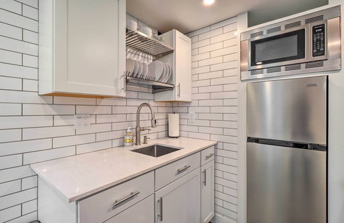 Old Southwest Apartamento | 1 Mi to Riverwalk: Downtown Reno Studio w/ Patio!