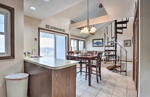 Osage Beach Apartamento | 1 Mi to Shops and Dining Idyllic Lakeside Getaway!