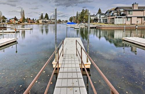 Tahoe Keys Apartamento | 1 Mi to Shore Quiet South Lake Tahoe Condo