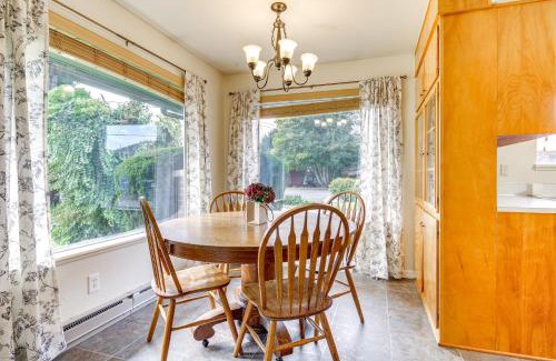 Carnation Casa | 1 Mi to Snoqualmie River Pet-Friendly Home!