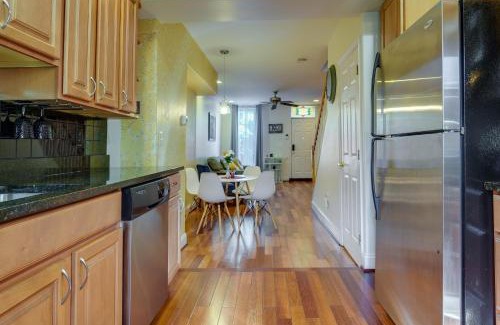 Riverside Casa | 1 Mi to to MandT Bank Stadium Home with Rooftop Patio