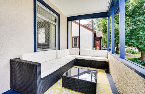 Minneapolis Casa | 1 Mi to University Spacious Home in Minneapolis!