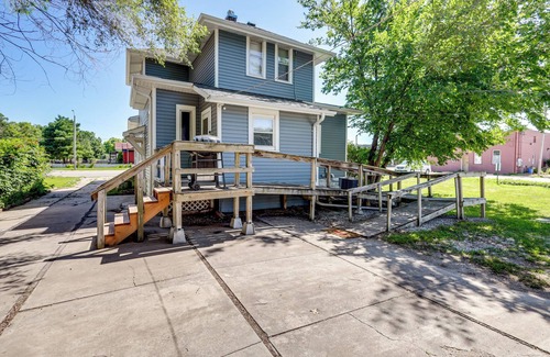 Lincoln Casa | 1 Mi to UNL: Group Getaway w/ Game Area