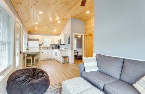 Lake George Casa | 1 Mi to Village: Waterfront Oasis in Lake George!