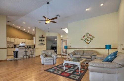 Spring Hill Casa | 1 Mi to Weeki Wachee Home with Pool in Spring Hill
