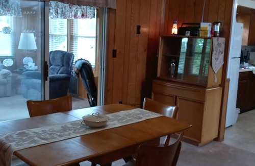 Monticello Casa | 1-Mile from Conley Bottom's ramp