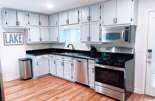 Buford Casa | 1 mile from Lanier Islands with Deep Water Dock & Year Round Beautiful Views!
