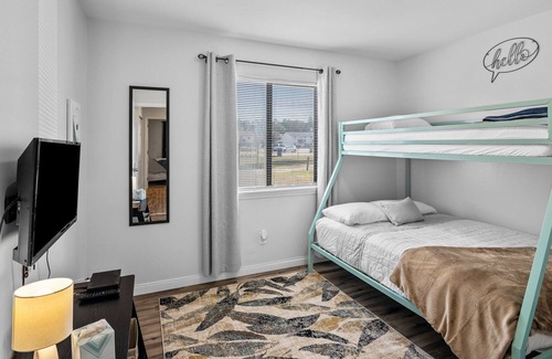 Havelock Apartamento | 1 mile to Cherry Point and 19 miles to Atlantic Beach!