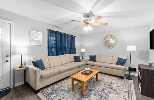 Clarksville Casa | 1-Mile to Downtown Clarksville Cozy in Queen-City