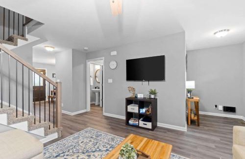 Clarksville Casa | 1-Mile to Downtown Clarksville Queen-City Comfort