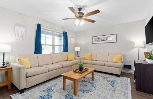 Clarksville Casa | 1-Mile to Downtown Clarksville Queen-City Charmer
