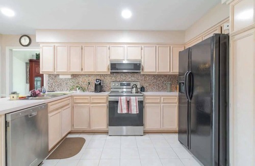 Fortson Casa | 1 Mile to Flat Rock Park! Sweet Southern Ranch