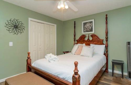 Fortson Casa | 1 Mile to Flat Rock Park- Sweet Southern Ranch