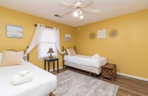 Fortson Casa | 1 Mile to Flat Rock Park- Sweet Southern Ranch