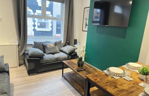 Anfield Casa | 1 min from Anfield Stadium 3 Car Parking Spots