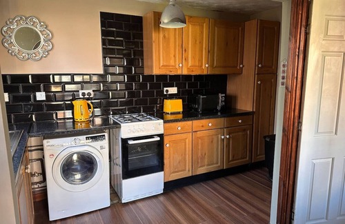 Stanford-le-Hope Apartamento | 1 min walk to c2c station - free parking - 1 bed