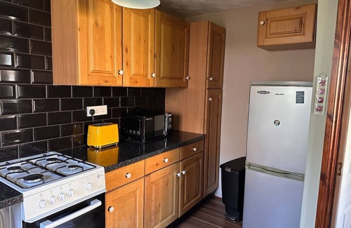 Stanford-le-Hope Apartamento | 1 min walk to c2c station - free parking - 1 bed