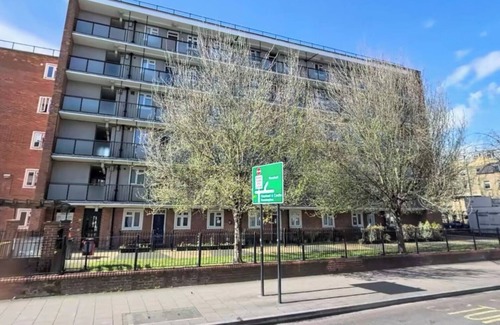 Stockwell Apartamento | 1 min walk to Stockwell Station Bright and modern flat in a prime London.