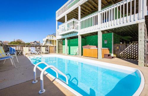 Ocean Sands Casa | 1 min walk to the beach with pool an hot tub