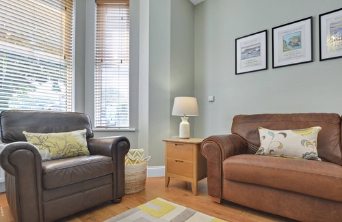Ballycastle Apartamento | 1 minute to the beach! Family-sized Apartment near the Marina