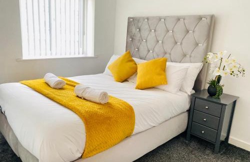 Anfield Casa | 1 minute walk to Liverpool Stadium Free Private Parking, Anfield Liverpool Entire House
