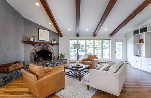 Washington Otro | 1 of a Kind “IronHorse Farm” All Inclusive retreat
