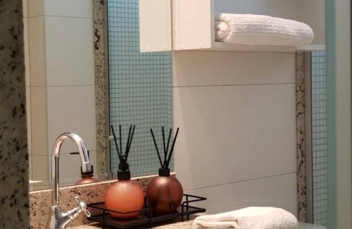 Setor Bueno Apartamento | 1 Qts.| 2 Hósp. | Linda vista| Ao lado do Shopping
