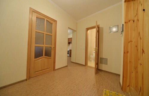 Pozniaky Apartamento | 1-room apart 49 sq.m. in a 20 storey new house near the metro station "Poznyaki"