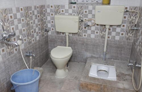 Hyderabad Apartamento | 1 Room for 4 Guests OR 2 BHK for 4 to 10 Guests with AC for Families