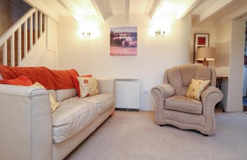 Lansallos Casa | 1 Rose Cottages