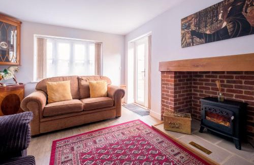 Saxmundham Casa | 1 Roseanna Cottage, Middleton - Aldeburgh Coastal Cottages