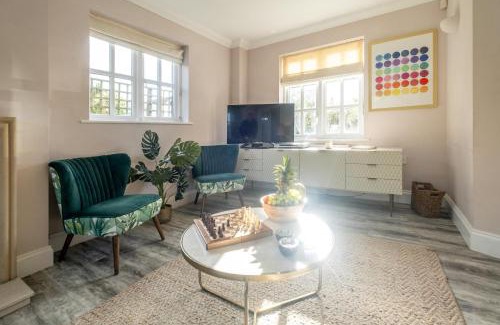 Thorpeness Casa | 1 Sanctuary Court - Aldeburgh Coastal Cottages