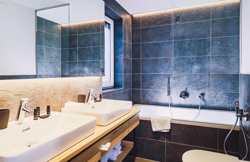 Rain Apartamento | 1-schlafzimmer Suite mit Badewanne Flex HP - Hotel Stockinggut by Avenida Leogang