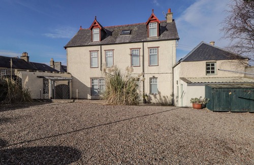 Cullen Cabaña | 1 Seafield Street
