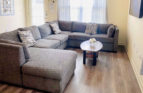 Fort Worth Apartamento | 1 story entire apartment with private garage! Close to Downtown Fort Worth!