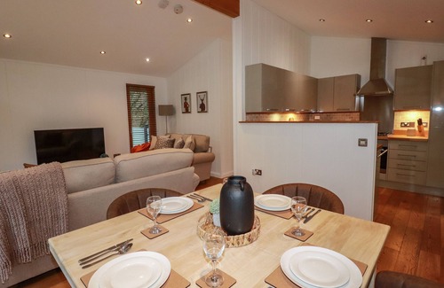 Looe Cabaña | 1 Streamside
