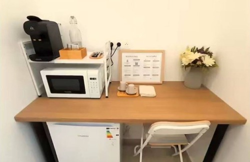 Noisy-le-Sec Apartamento | 1-Studio Cosy 10 min from Paris | Train, Metro