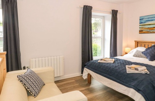 Cemmaes Cabaña | 1 TAN Y GERDDI, admite mascotas en Machynlleth, Ref 970369