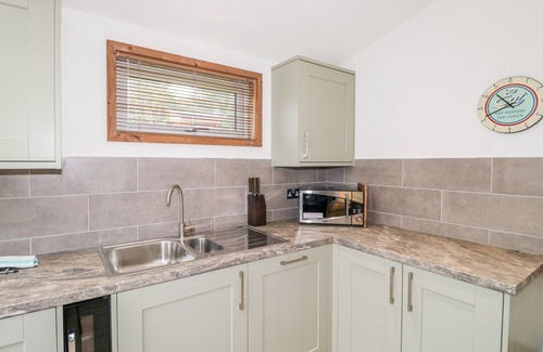 Looe Cabaña | 1 Valley View