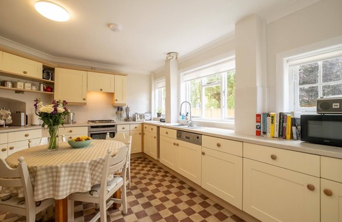 Thorpeness Cabaña | 1 Westgate - sleeps 10 guests in 5 bedrooms