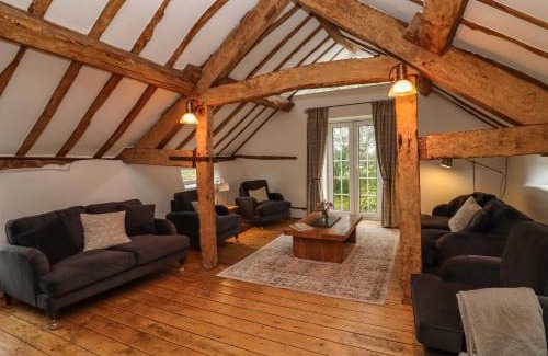 Bromsash Casa | 1 White House Cottages