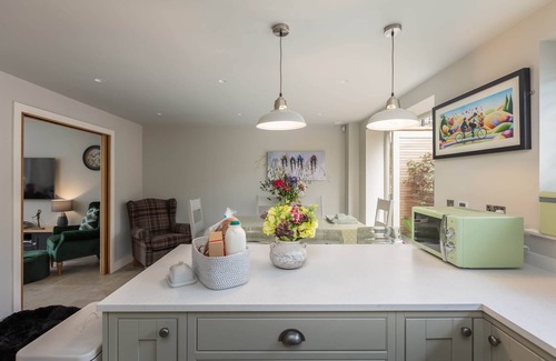 Pateley Bridge Casa | 1 x King, 1 x Twin , 2 x bathrooms Nidderdale and Swaledale
