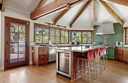 Freestone Casa | 10 Acre Estate w/ Views | Teahouse | Pickleball